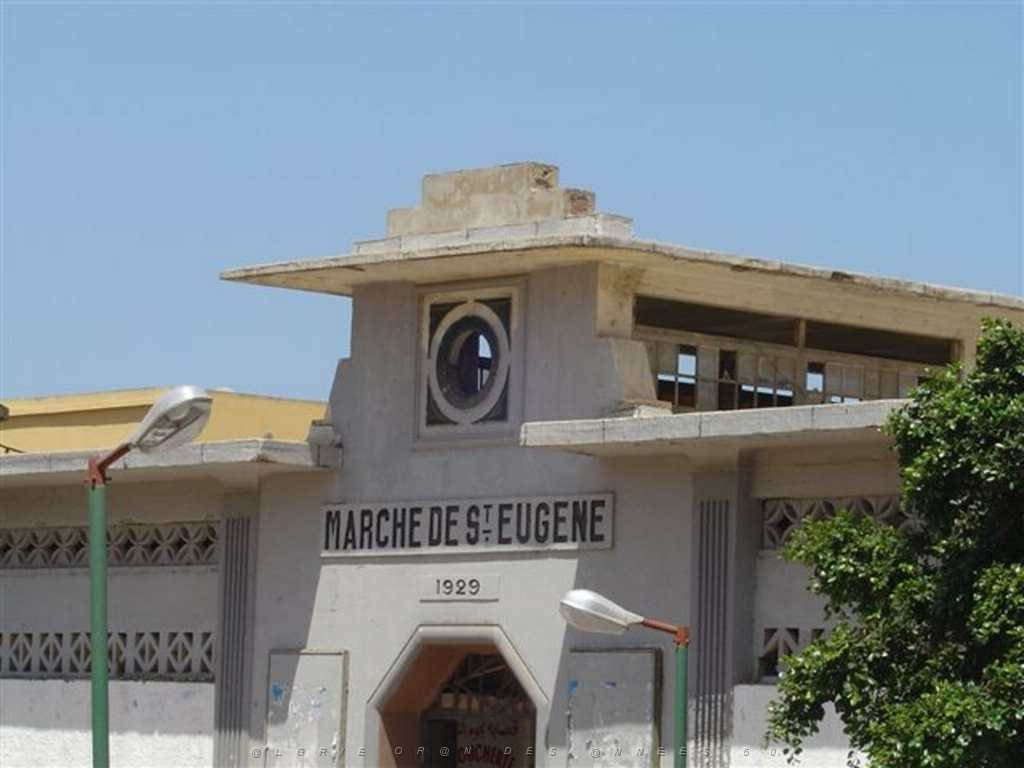 ORAN AOUT 2007 st eugene marche et place.JPG